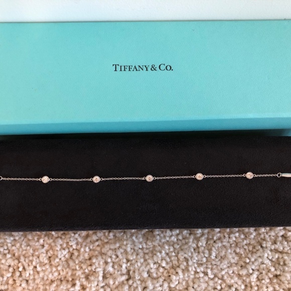 TIFFANY & CO. BRACELET - Picture 2 of 9